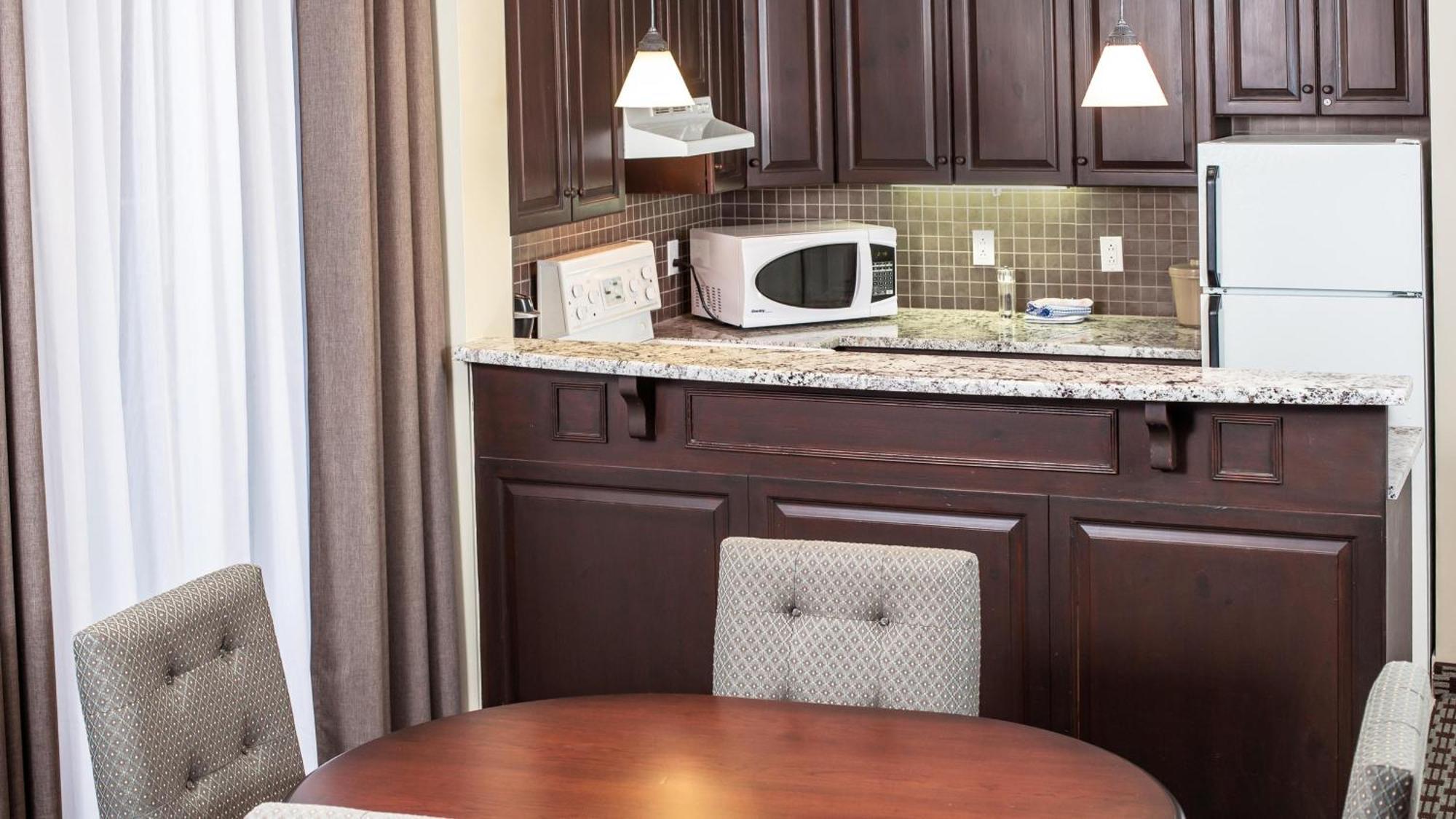Holiday Inn Express & Suites Tremblant By Ihg Mont-Tremblant Kültér fotó