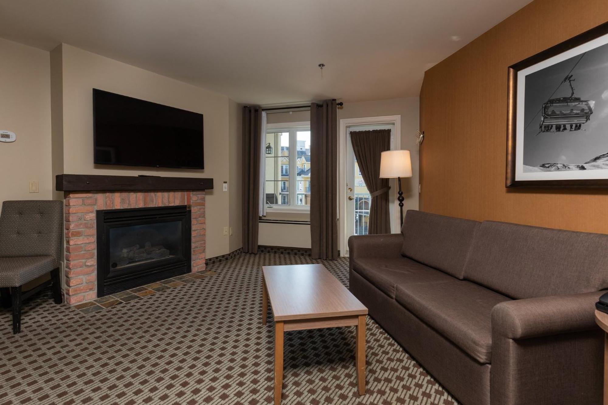 Holiday Inn Express & Suites Tremblant By Ihg Mont-Tremblant Kültér fotó
